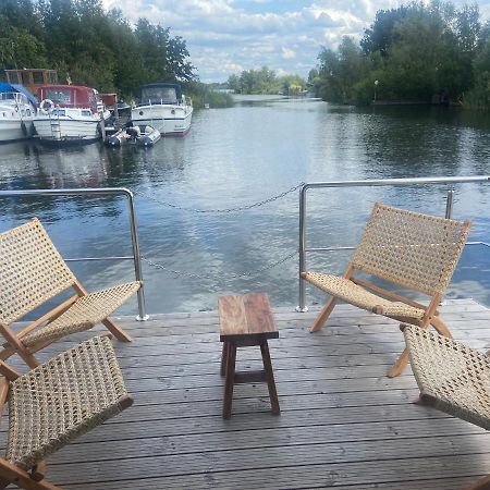 La Mare Houseboat Hotel Nederhorst den Berg Luaran gambar